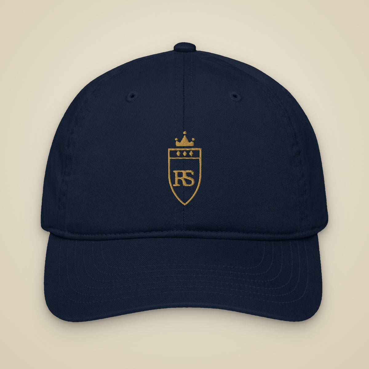 Casquette brodée RS Marine brodée du monogramme RS, vue de face sur fond pierre — Maison Sahari