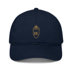 Casquette brodée du monogramme RS, coloris bleu pacifique, vue de face — Maison Sahari