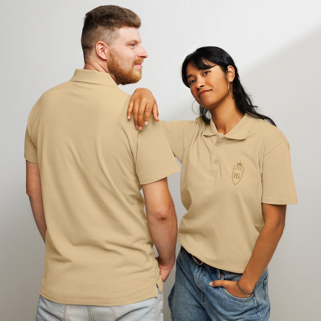 Polo piqué brodé du monogramme RS — Maison Sahari, quiet luxury