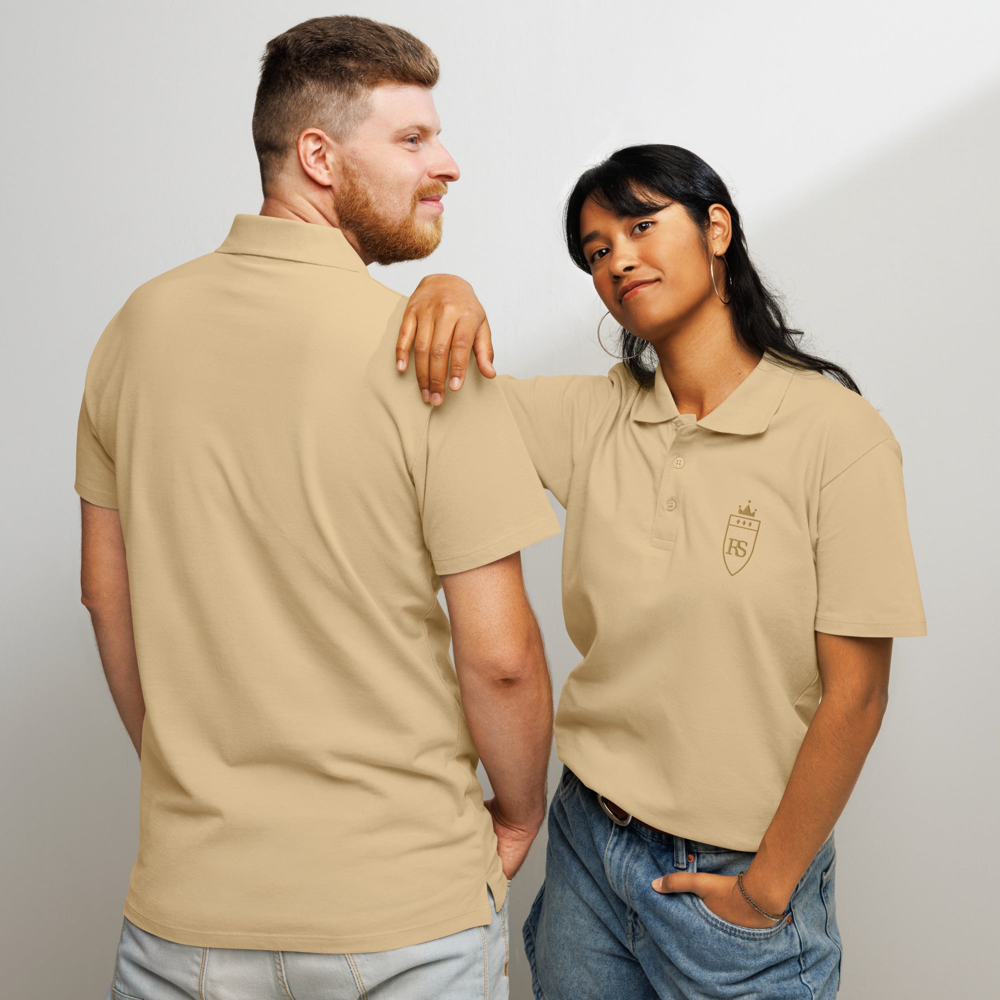 Polo piqué brodé du monogramme RS — Maison Sahari, quiet luxury