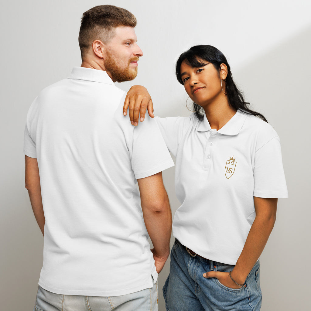 Polo piqué brodé du monogramme RS — Maison Sahari, quiet luxury